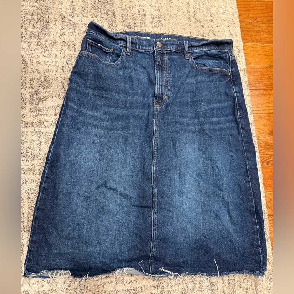 Size 14 denim skirt